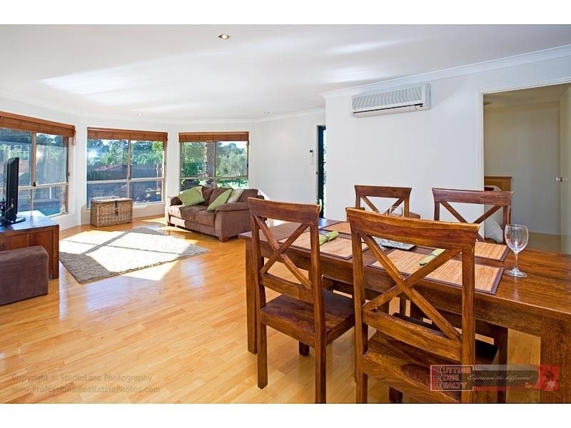 7 Polynesia Avenue, Pacific Pines QLD 4211