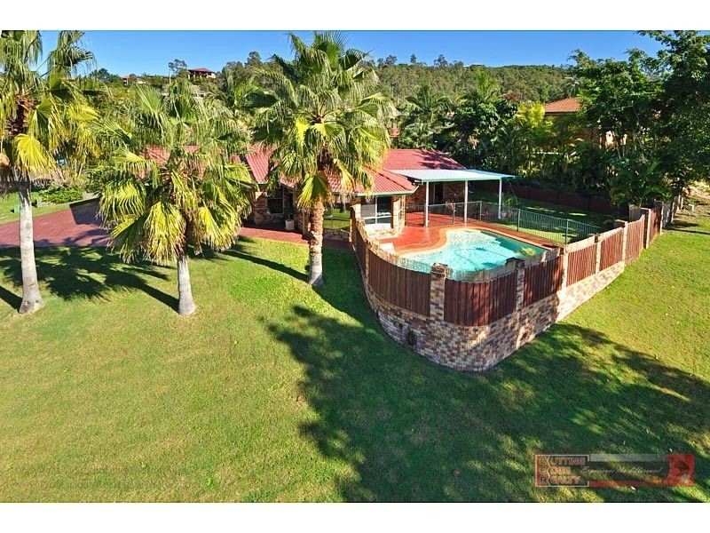 7 Polynesia Avenue, Pacific Pines QLD 4211