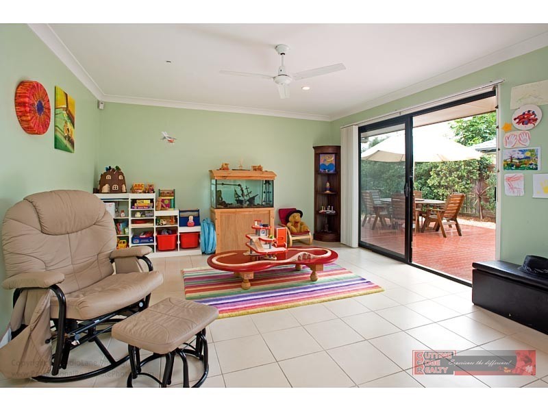 35 Witheren Cct, Pacific Pines QLD 4211