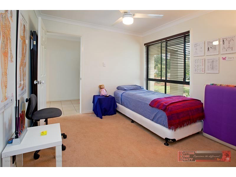 35 Witheren Cct, Pacific Pines QLD 4211