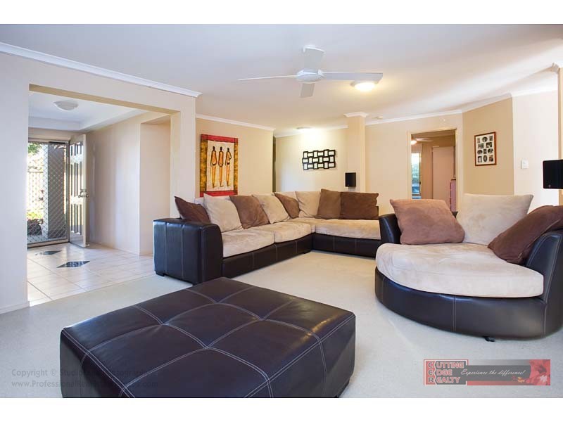 2 Catchlove St, Maudsland QLD 4210