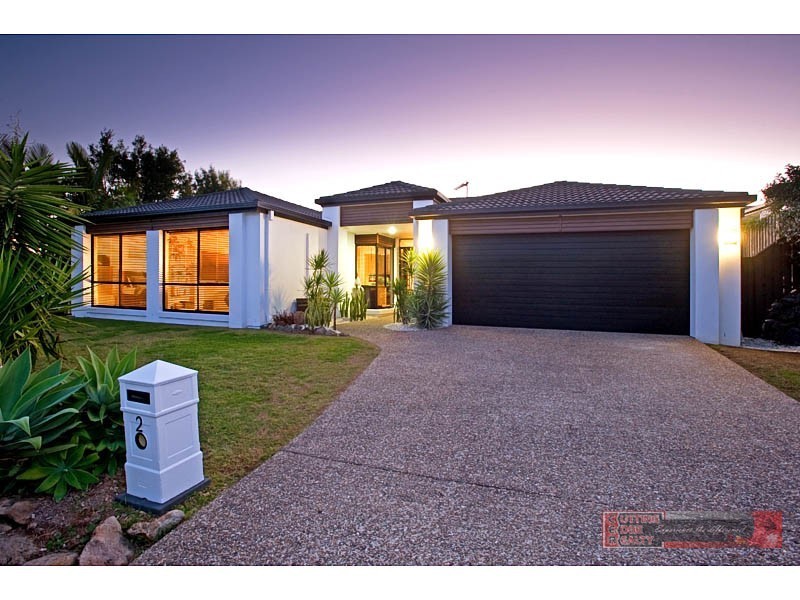 2 Salvado Dr, Pacific Pines QLD 4211