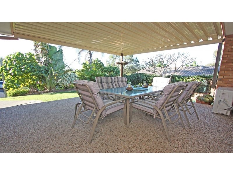 2/4 Hercule Court, Oxenford QLD 4210