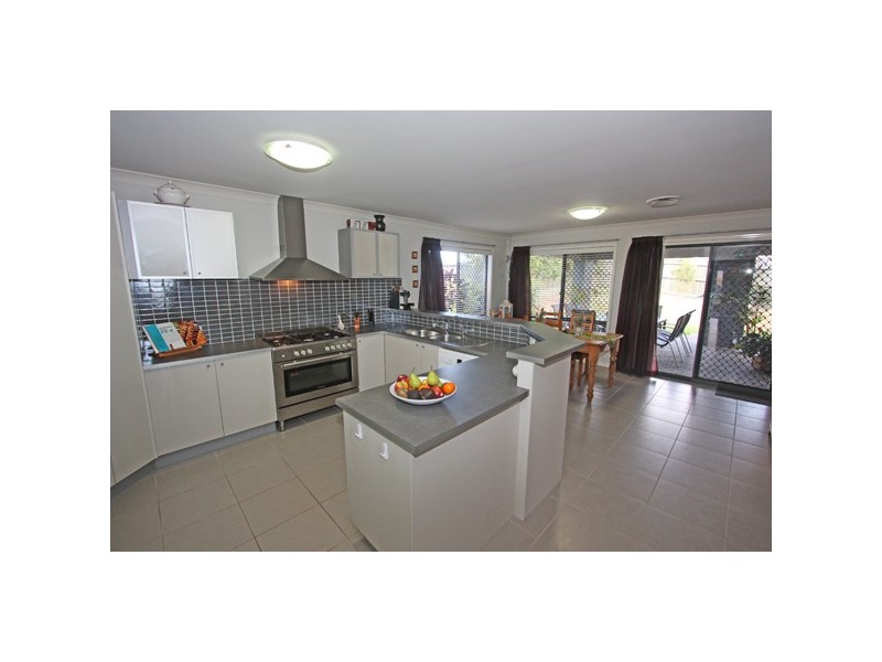 5 Freeling Place, Oxenford QLD 4210