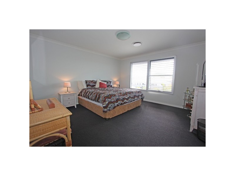 5 Freeling Place, Oxenford QLD 4210