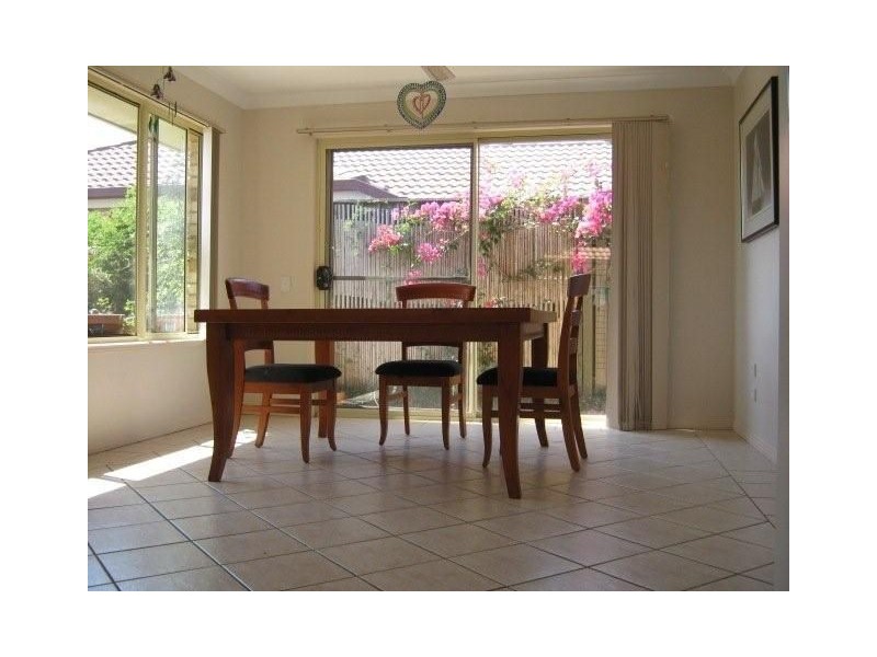 12 Bonin Close, Pacific Pines QLD 4211