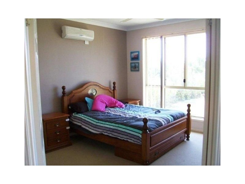 12 Bonin Close, Pacific Pines QLD 4211