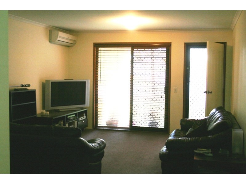 2/6 GOLDWYN WAY, Oxenford QLD 4210