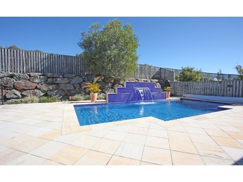 14 Mellum Cct, Pacific Pines QLD 4211