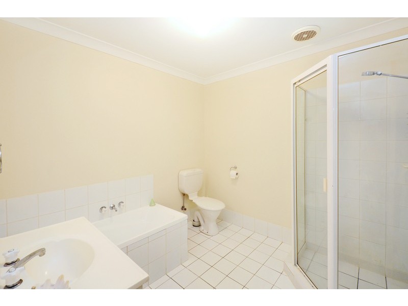 2004/6 Crestridge Crescent, Oxenford QLD 4210