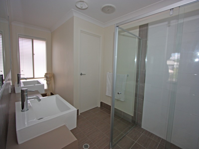 3 HOMESTEAD CCT, Maudsland QLD 4210