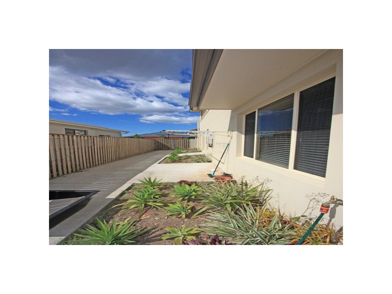 3 HOMESTEAD CCT, Maudsland QLD 4210