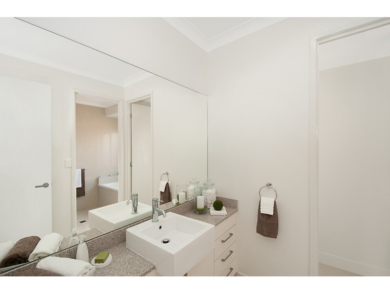 22 Bunderoo Cct, Pimpama QLD 4209