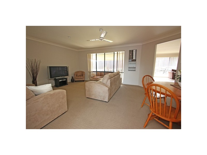 21  Duice Ct, Oxenford QLD 4210