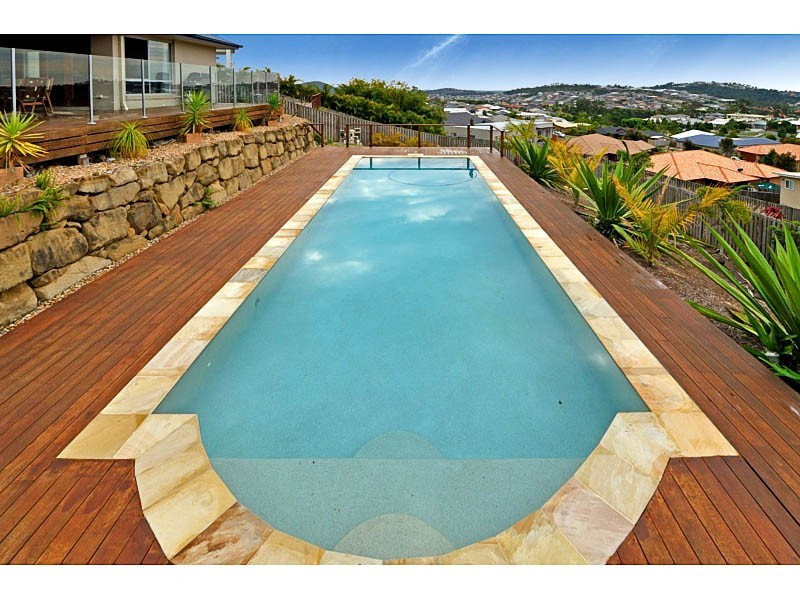 18 WUNBURRA CIRCLE, Pacific Pines QLD 4211