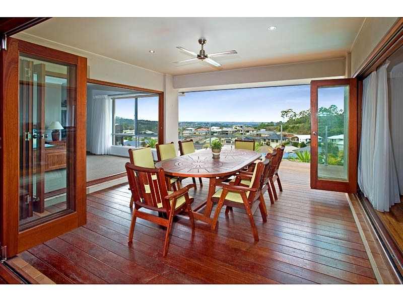 18 WUNBURRA CIRCLE, Pacific Pines QLD 4211