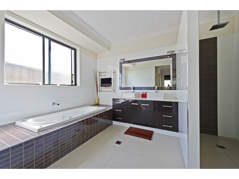 4 Kellor Court, Upper Coomera QLD 4209