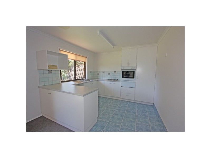 13 UNIVERSAL ST, Oxenford QLD 4210