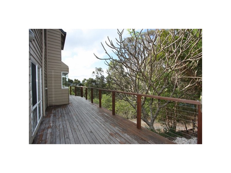 90 HOLLYROOD PL, Maudsland QLD 4210