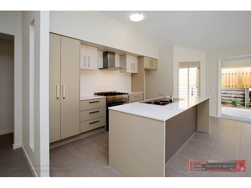 5 Bunderoo cct, Pimpama QLD 4209