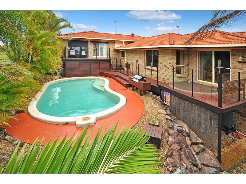 26 Bonin Close, Pacific Pines QLD 4211
