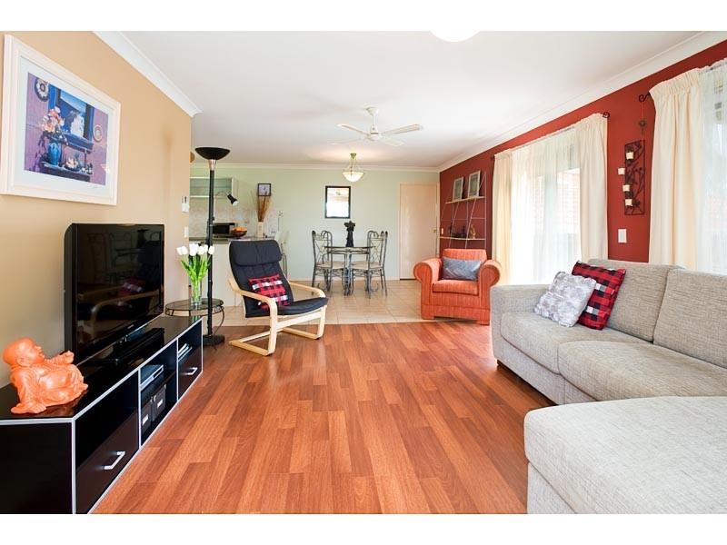 26 Bonin Close, Pacific Pines QLD 4211