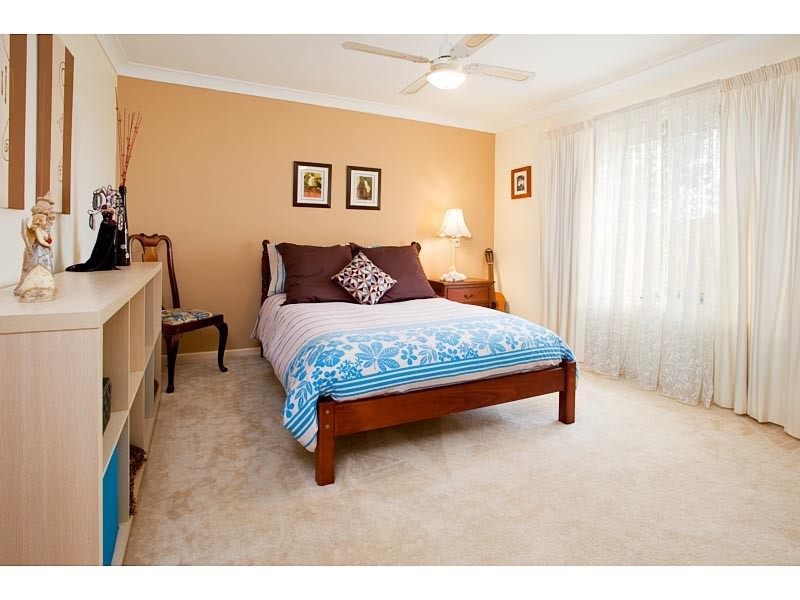 26 Bonin Close, Pacific Pines QLD 4211