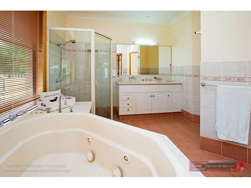 25 SANTA ISOBEL BLVD, Pacific Pines QLD 4211