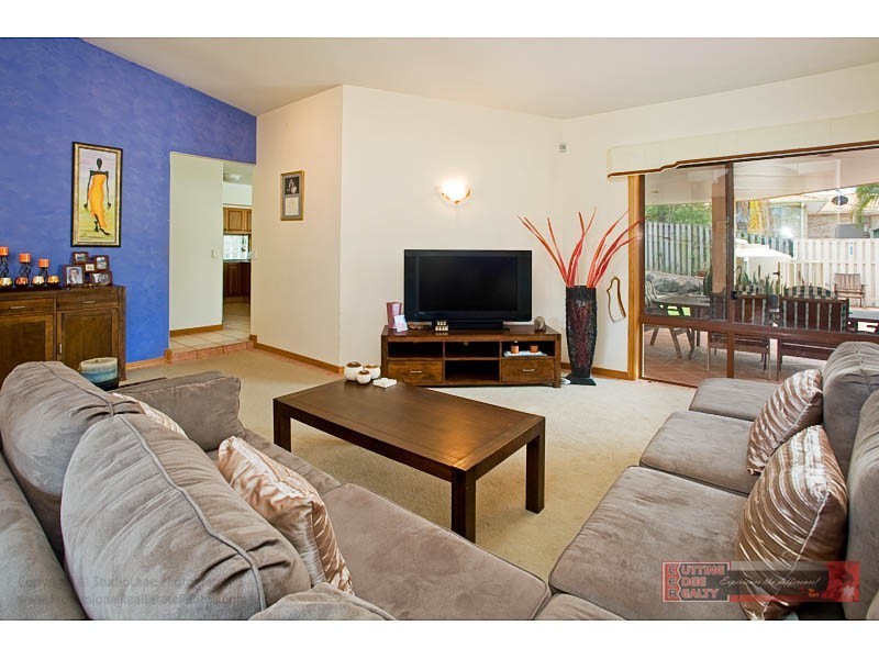 25 SANTA ISOBEL BLVD, Pacific Pines QLD 4211