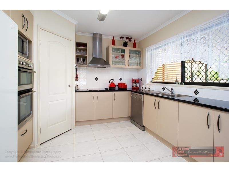 89 Roberts Drive, Maudsland QLD 4210