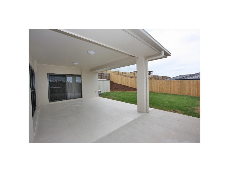 39 FORTESCUE ST, Pacific Pines QLD 4211