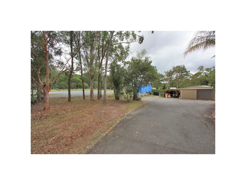 5 CARNATION WAY, Gaven QLD 4211