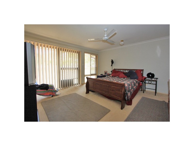 5 CARNATION WAY, Gaven QLD 4211