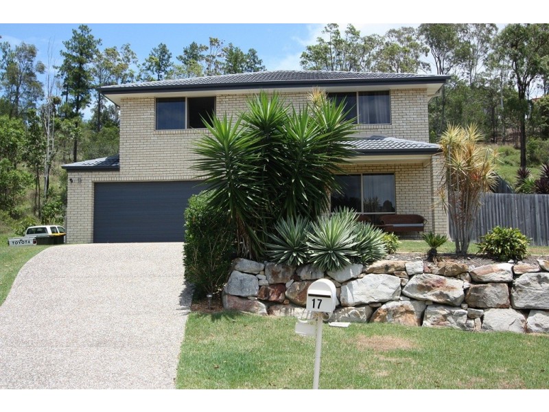 17  Soward Ct, Pacific Pines QLD 4211