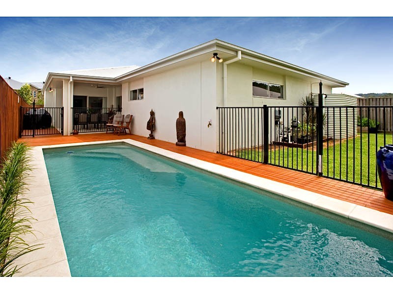 5 Drafters Cres, Maudsland QLD 4210