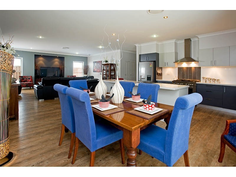 5 Drafters Cres, Maudsland QLD 4210