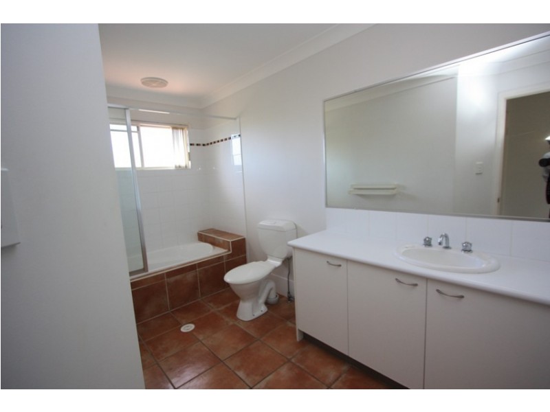 107/31 ARCHIPELAGO ST, Pacific Pines QLD 4211