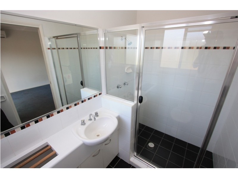 107/31 ARCHIPELAGO ST, Pacific Pines QLD 4211