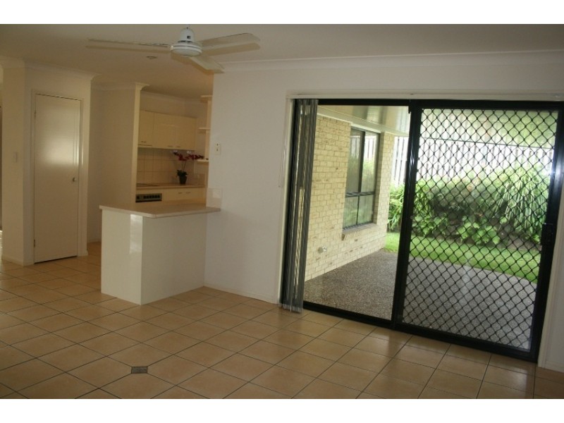 82 Greenway Blvd, Maudsland QLD 4210