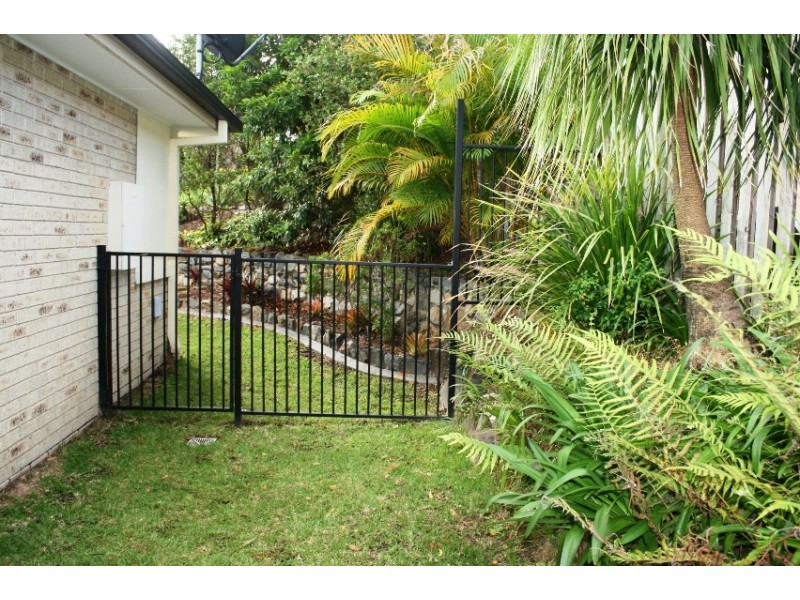 82 Greenway Blvd, Maudsland QLD 4210