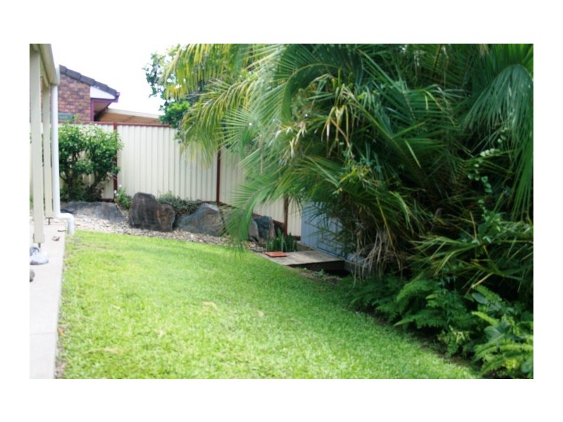 2/10 Paramount Place, Oxenford QLD 4210