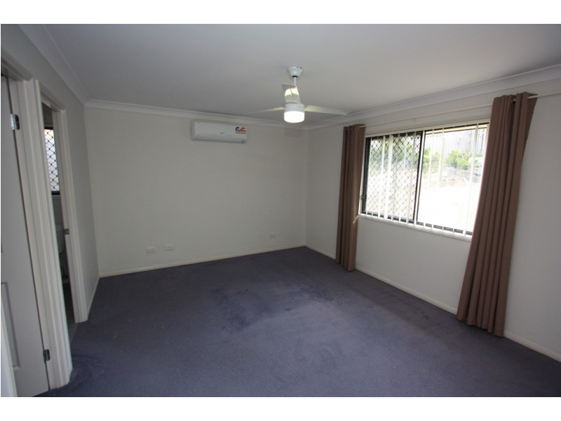 50 CODRINGTON CIRC, Pacific Pines QLD 4211