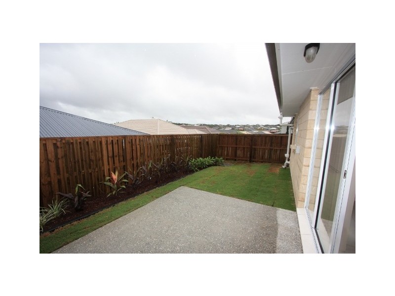 1/20 and 2/20 ALDGATE ST, Pacific Pines QLD 4211