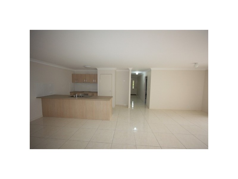 1/20 and 2/20 ALDGATE ST, Pacific Pines QLD 4211