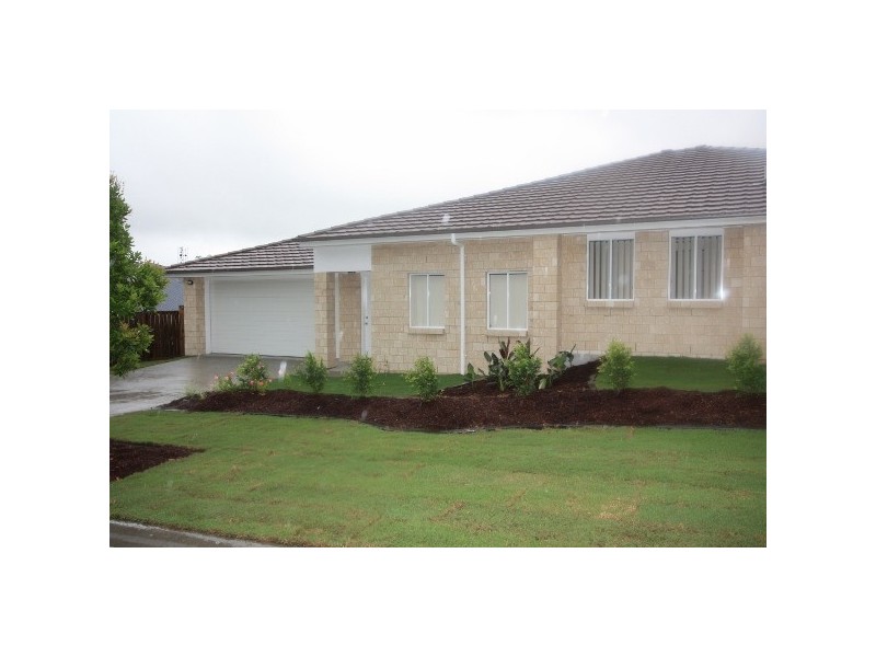1/20 and 2/20 ALDGATE ST, Pacific Pines QLD 4211