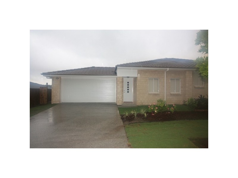 1/20 and 2/20 ALDGATE ST, Pacific Pines QLD 4211