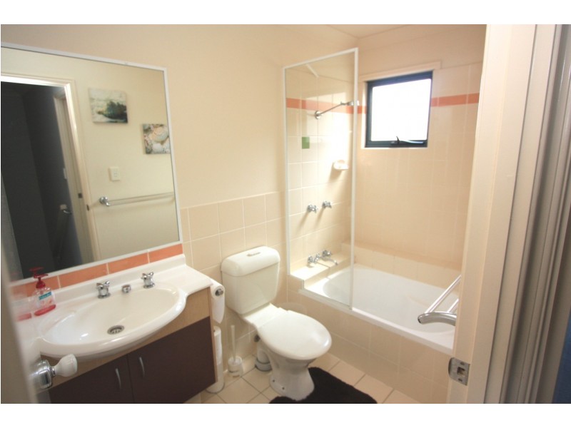 5/1 Pinecrest St, Oxenford QLD 4210