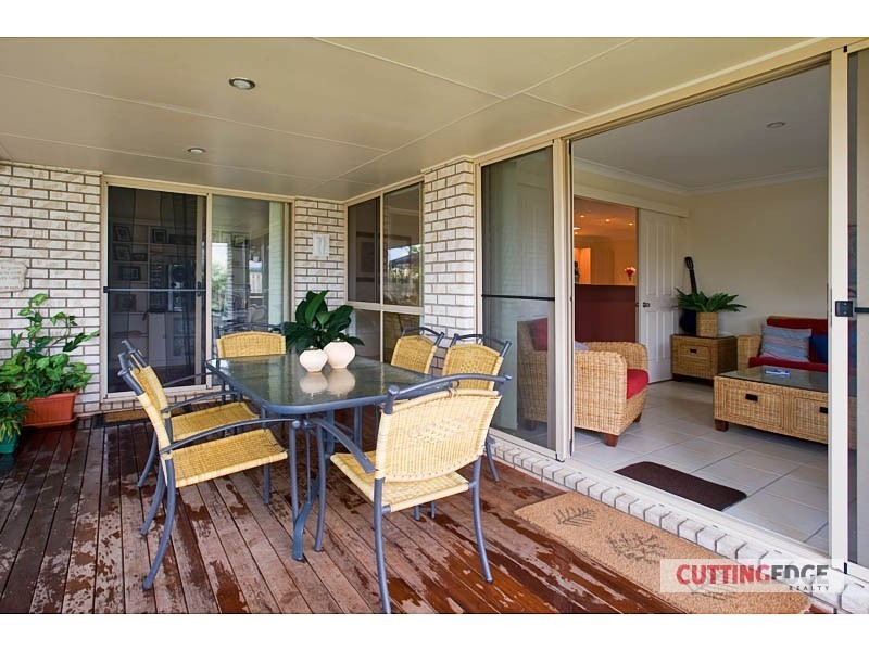 93 Santa Isobel Boulevard, Pacific Pines QLD 4211