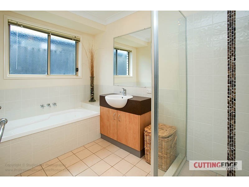 93 Santa Isobel Boulevard, Pacific Pines QLD 4211