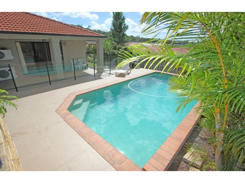 10 Amanu Crescent, Pacific Pines QLD 4211